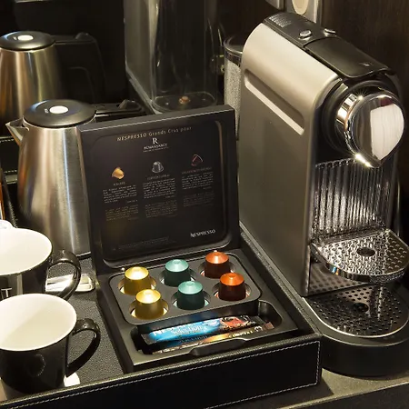 Renaissance Arc De Triomphe Hotel Paříž