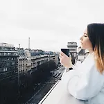 Renaissance Arc De Triomphe Hotel