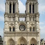 Renaissance Arc De Triomphe 5* Paryż