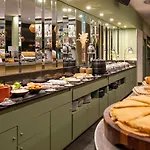Renaissance Arc De Triomphe Hotell Paris