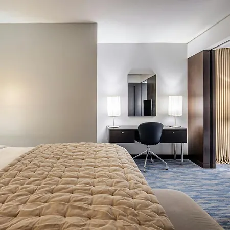 Renaissance Arc De Triomphe Hotell Paris