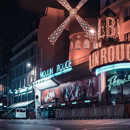 Renaissance Arc De Triomphe 5*