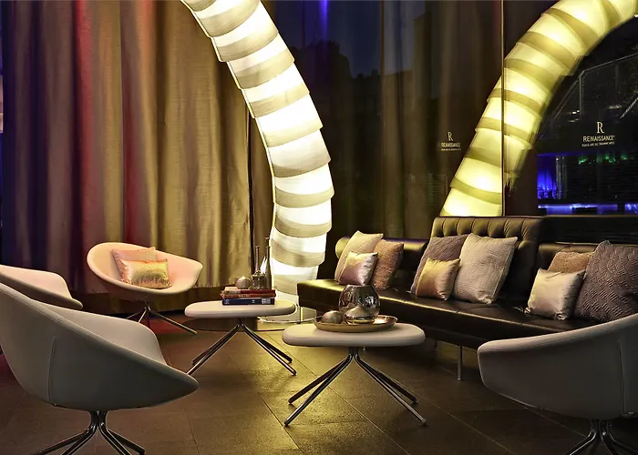 Renaissance Arc De Triomphe 5* Paryż