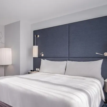 Renaissance Arc De Triomphe Szálloda