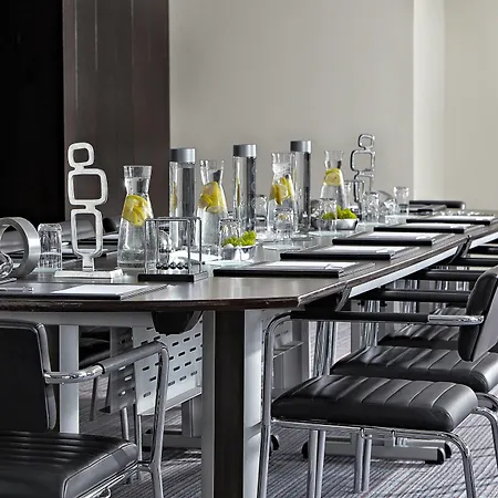 巴黎凯旋门万丽酒店 5*