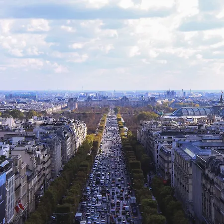 Renaissance Arc De Triomphe