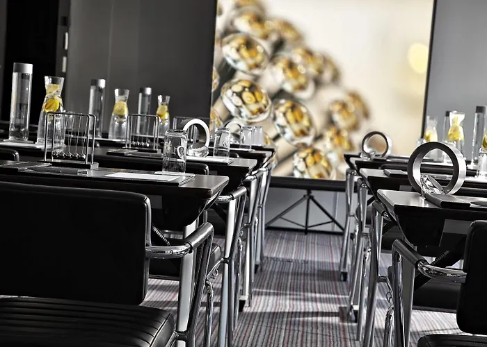 ホテル ルネッサンス アルク ドゥ トリオンフ パリ