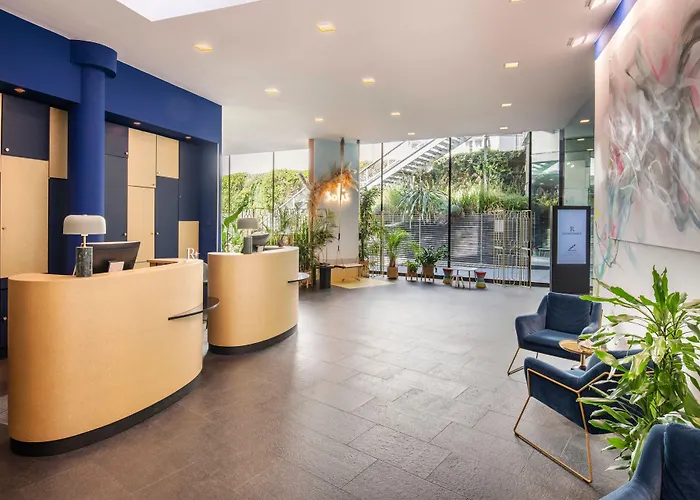 ホテル ルネッサンス アルク ドゥ トリオンフ