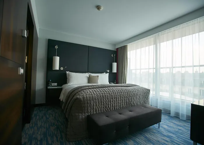 Renaissance Arc De Triomphe 5* Париж